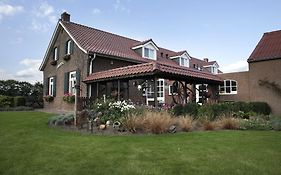 Bed&Breakfast 'Het Oude Nest'